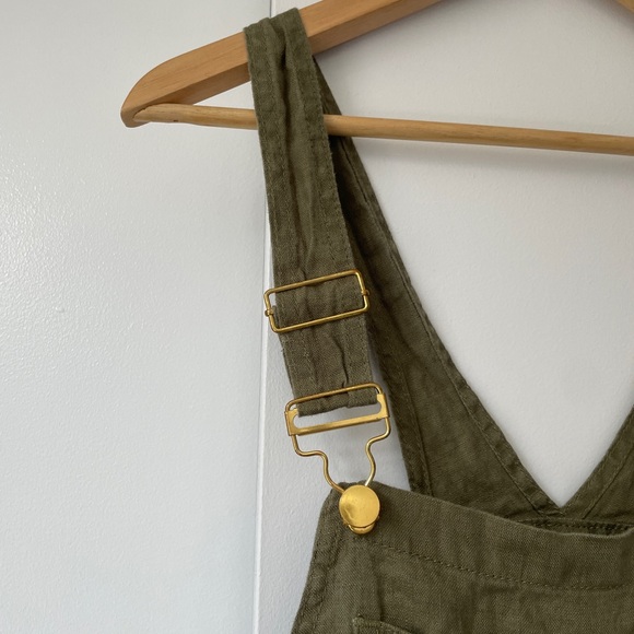 WeWoreWhat Olive Green Linen Short Overalls - Picture 5 of 6
